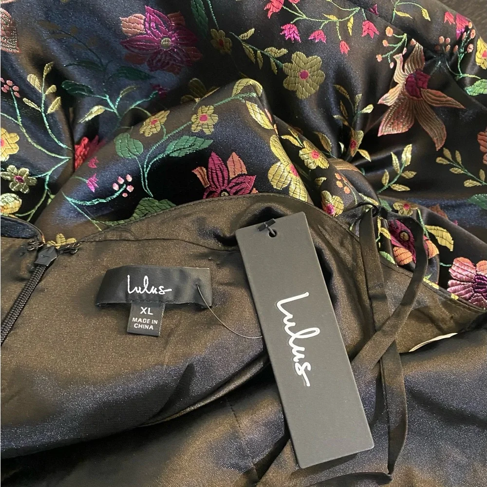 Lulu's Black Maxi Dress with Pink Floral Design - Picture 10 of 10